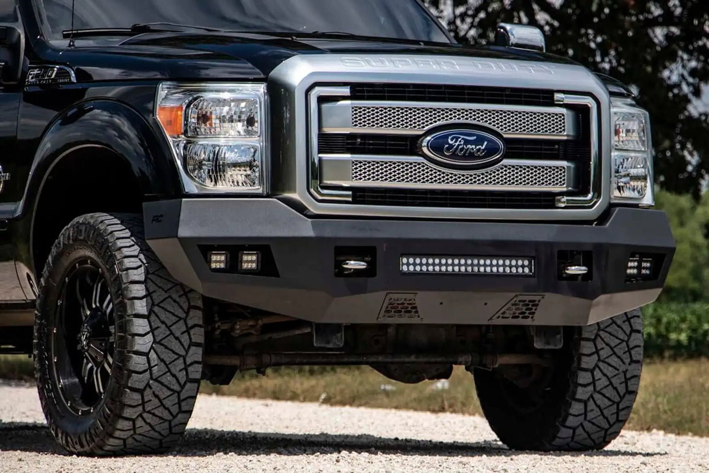 FRONT BUMPER FORD F-250/F-350 SUPER DUTY 2WD/4WD (2011-2016)