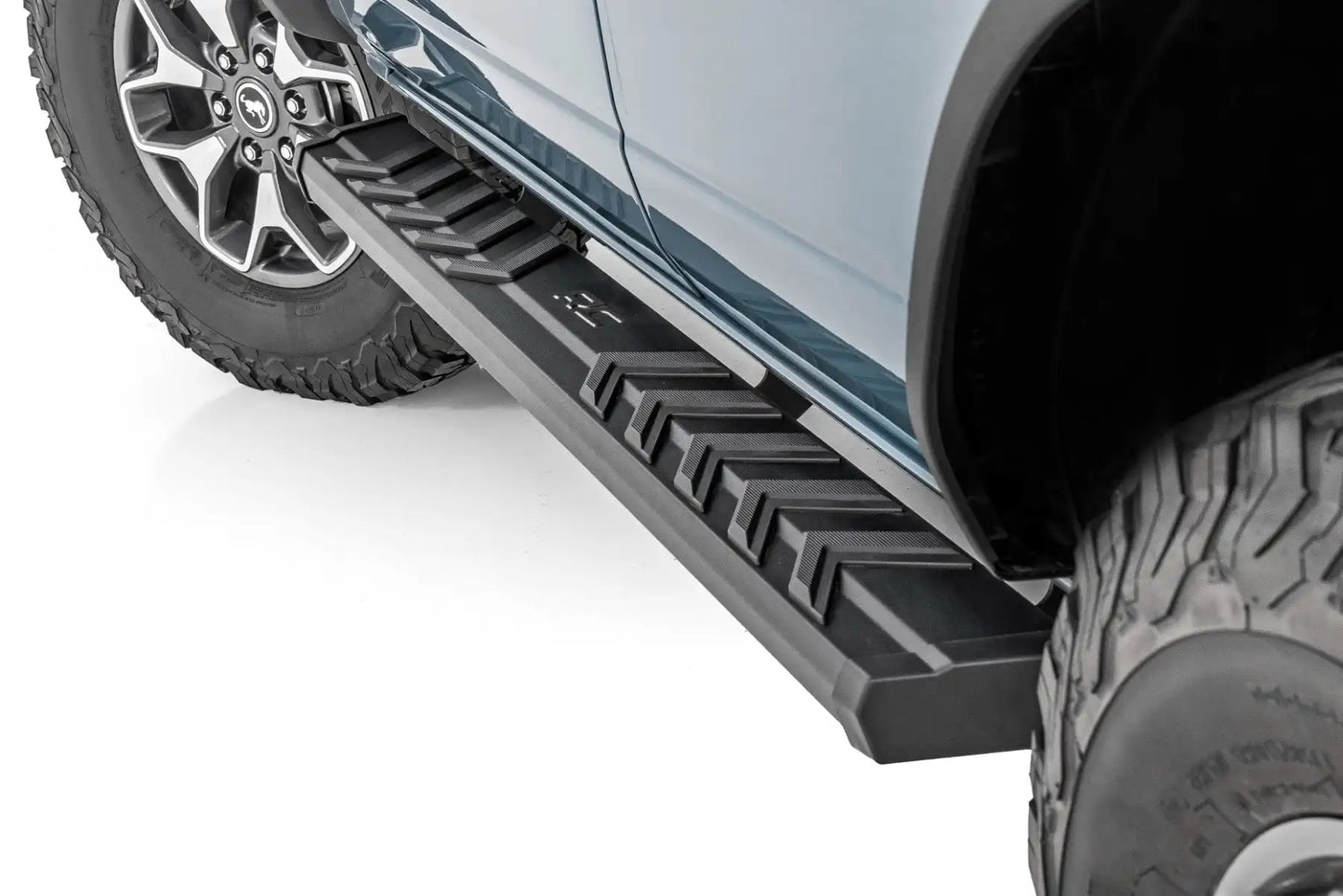 BA2 RUNNING BOARDS SIDE STEP BARS | 4-DOOR | FORD BRONCO (21-23)