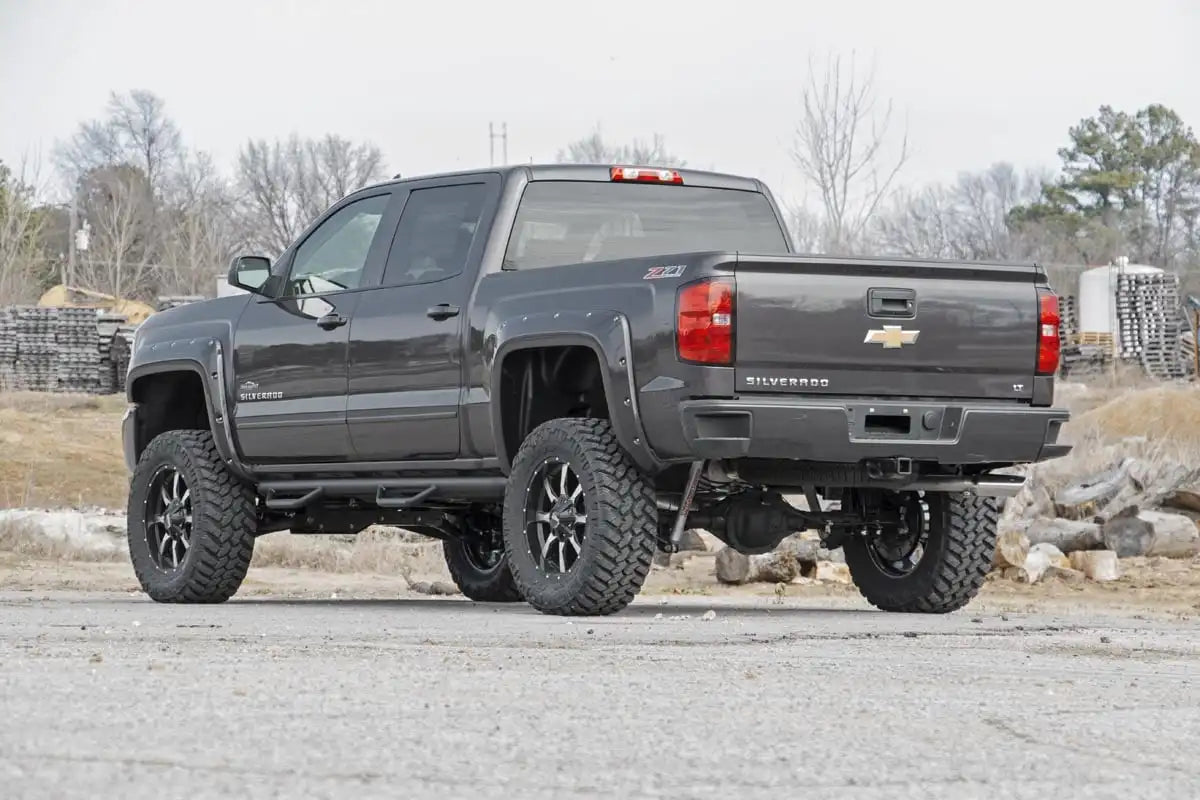 7 INCH LIFT KIT CHEVY/GMC 1500 (14-18)