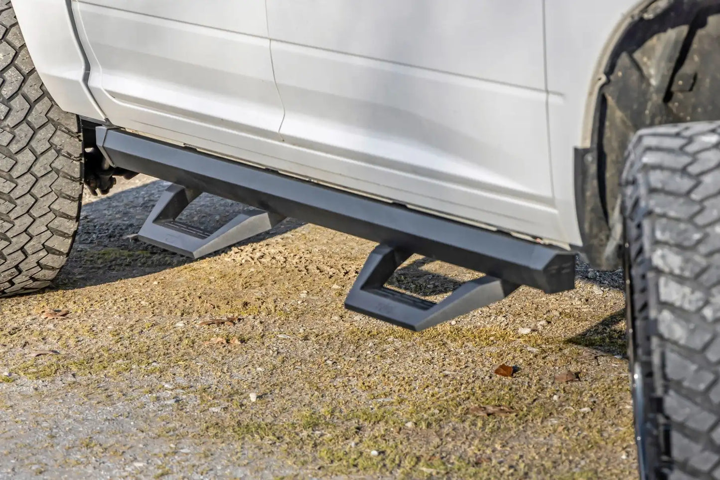 SRX2 ADJ ALUMINUM STEP CREW CAB | RAM 1500/2500/3500 2WD/4WD