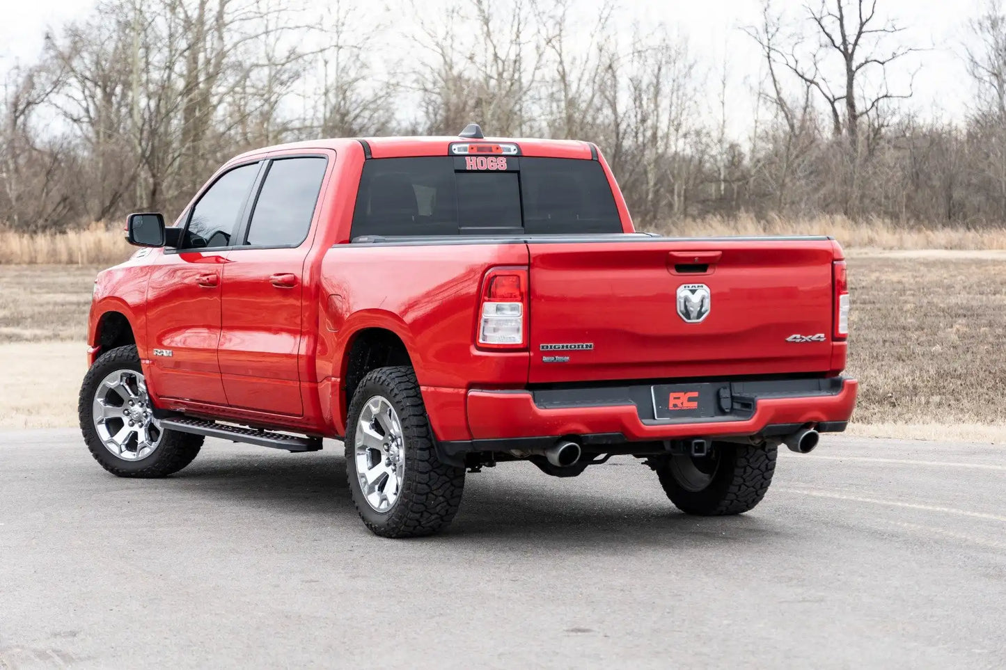 RPT2 RUNNING BOARDS CREW CAB | BLACK | RAM 1500 (19-23)/1500 TRX (21-23)