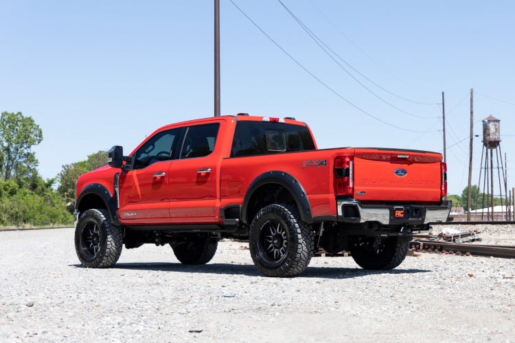 3 INCH LIFT KIT FORD SUPER DUTY 4WD (2023)