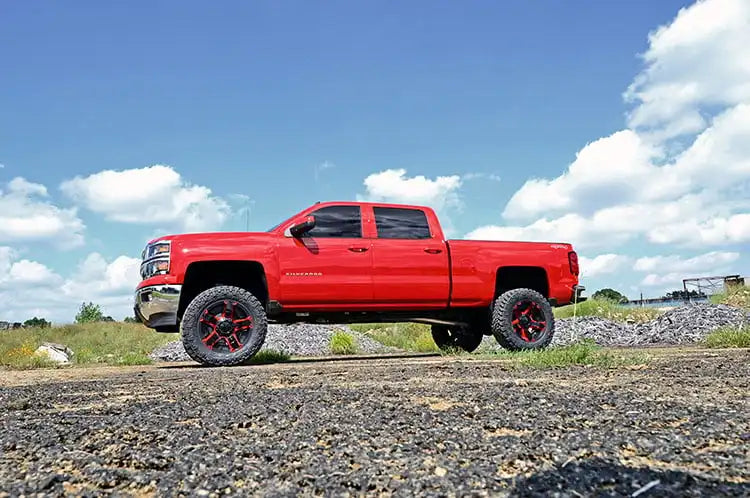 7 INCH LIFT KIT CHEVY/GMC 1500 (14-16)