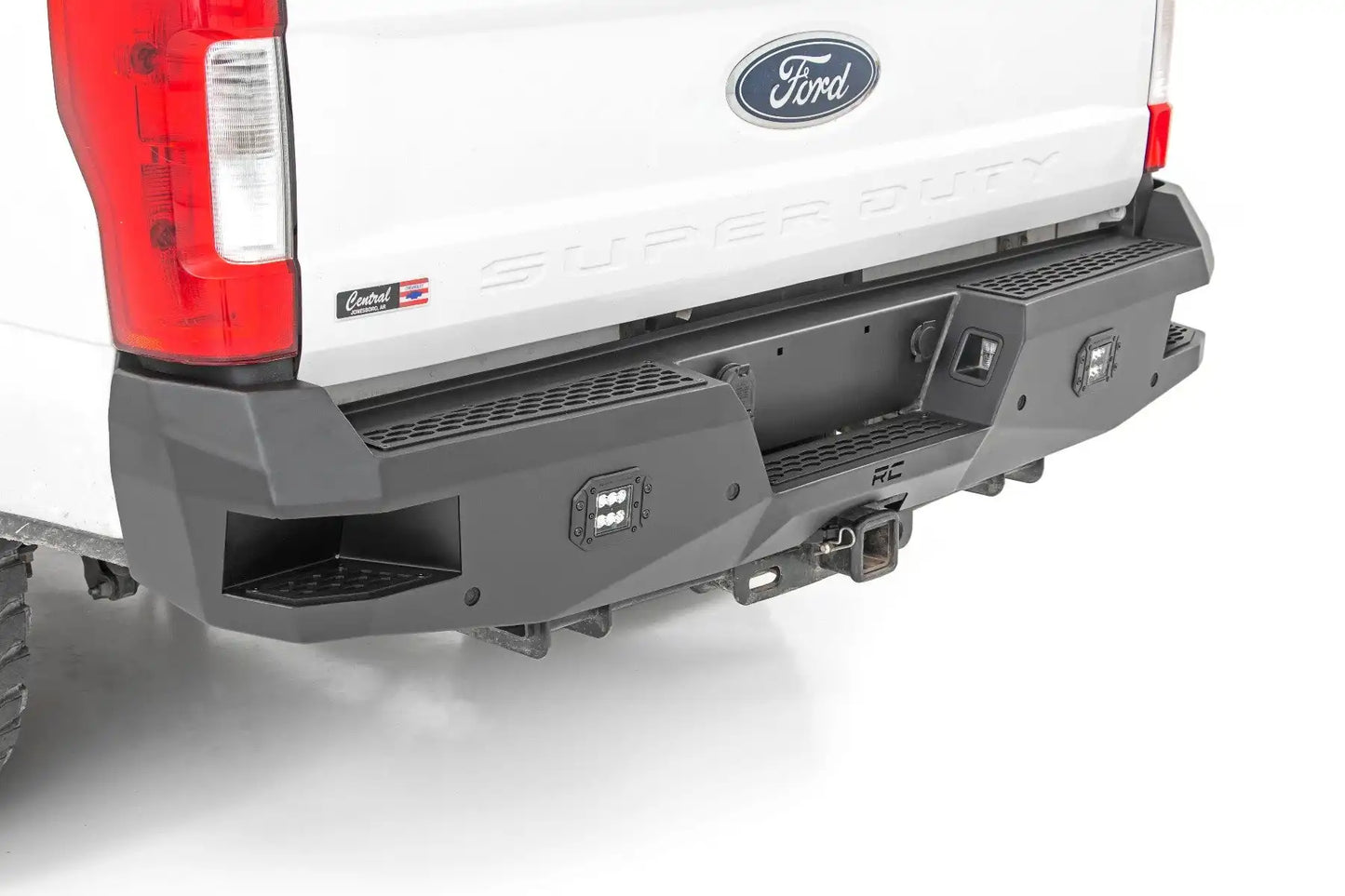 REAR BUMPER FORD F-250/F-350 SUPER DUTY 2WD/4WD (2017-2022)