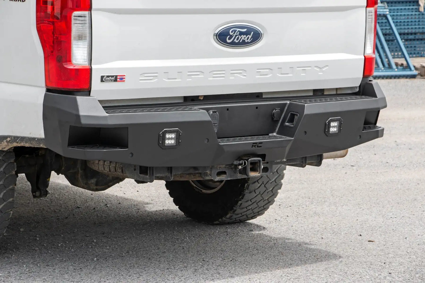 REAR BUMPER FORD F-250/F-350 SUPER DUTY 2WD/4WD (2017-2022)