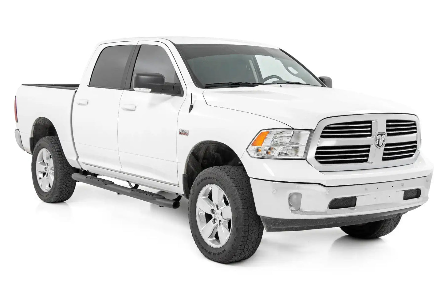 OVAL NERF STEP CREW CAB | BLACK | RAM 1500/2500/3500 2WD/4WD