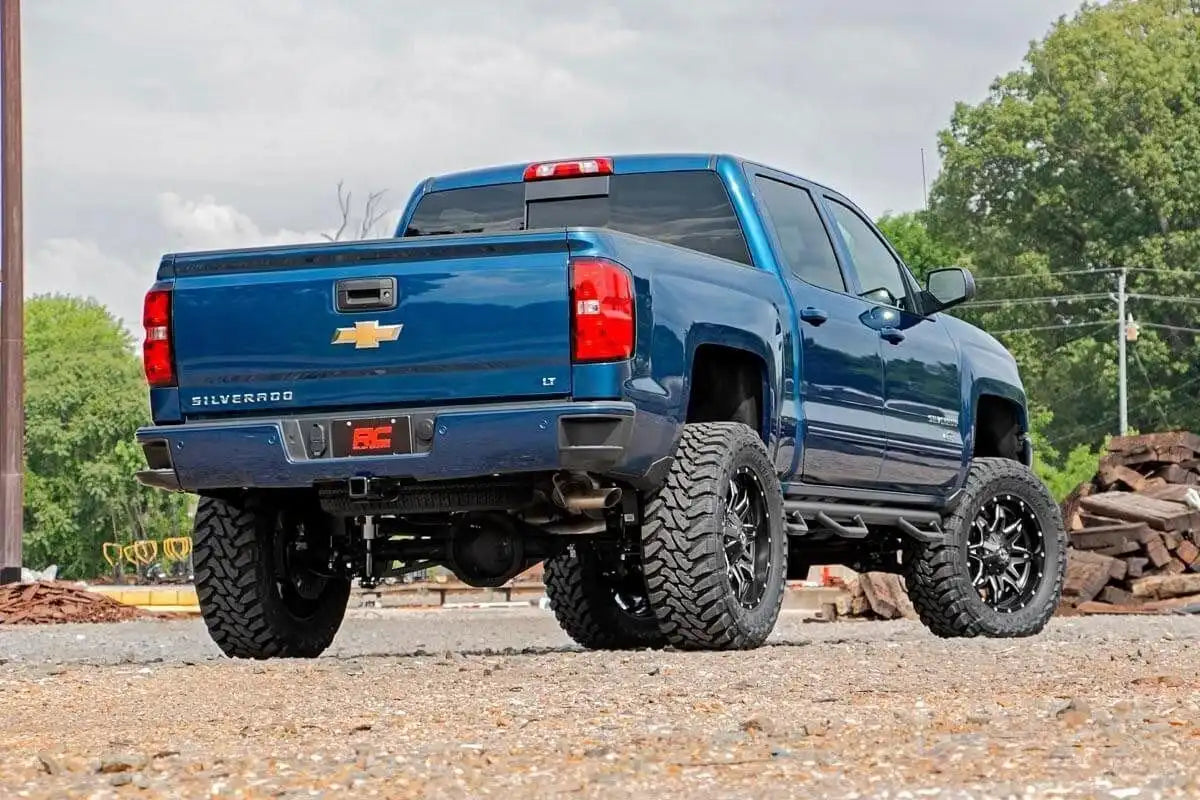 7 INCH LIFT KIT CHEVY/GMC 1500 2WD (2014-2018)