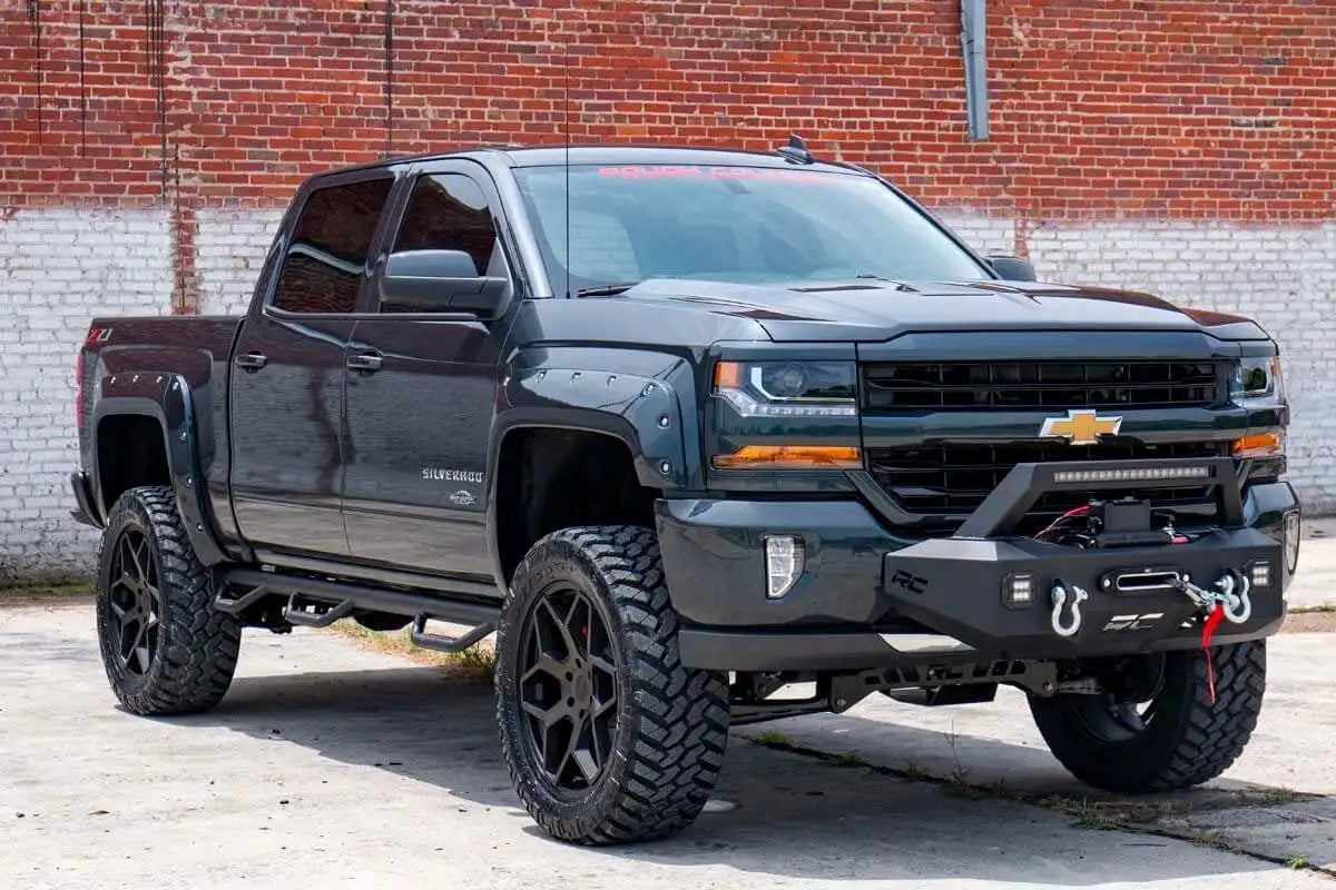 7 INCH LIFT KIT CHEVY/GMC 1500 (14-16)