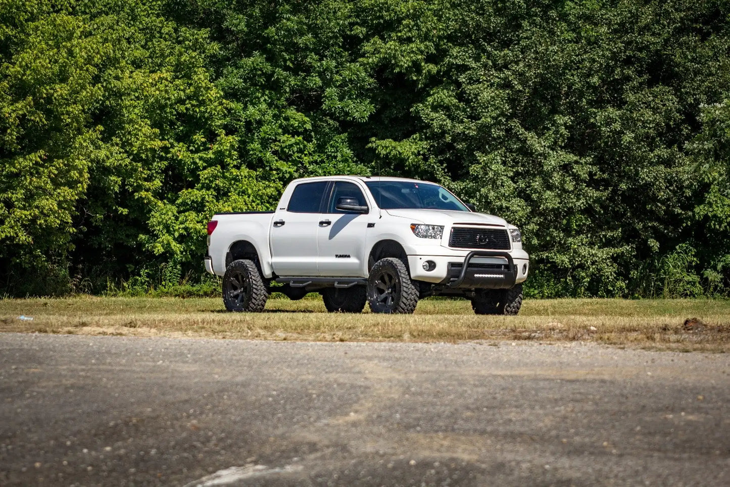 BLACK LED BULL BAR TOYOTA TUNDRA 2WD/4WD (2007-2021)