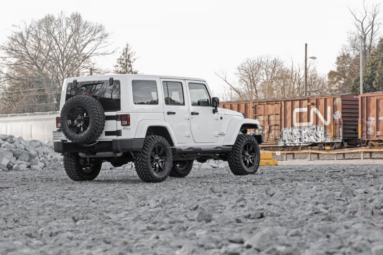 2.5 INCH LIFT KIT JEEP WRANGLER JK 2WD/4WD (2007-2018)