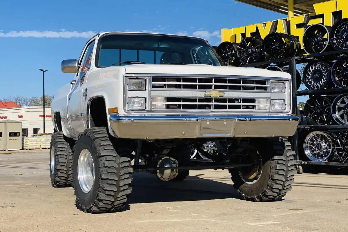 6 INCH LIFT KIT CHEVY/GMC HALF-TON SUBURBAN 4WD (1977-1991)