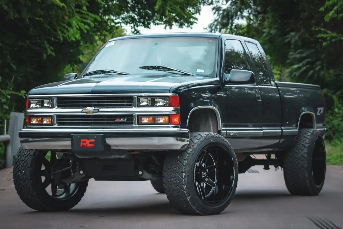 6 INCH LIFT KIT CHEVY/GMC C1500/K1500 TRUCK/SUV 4WD (1988-1999)