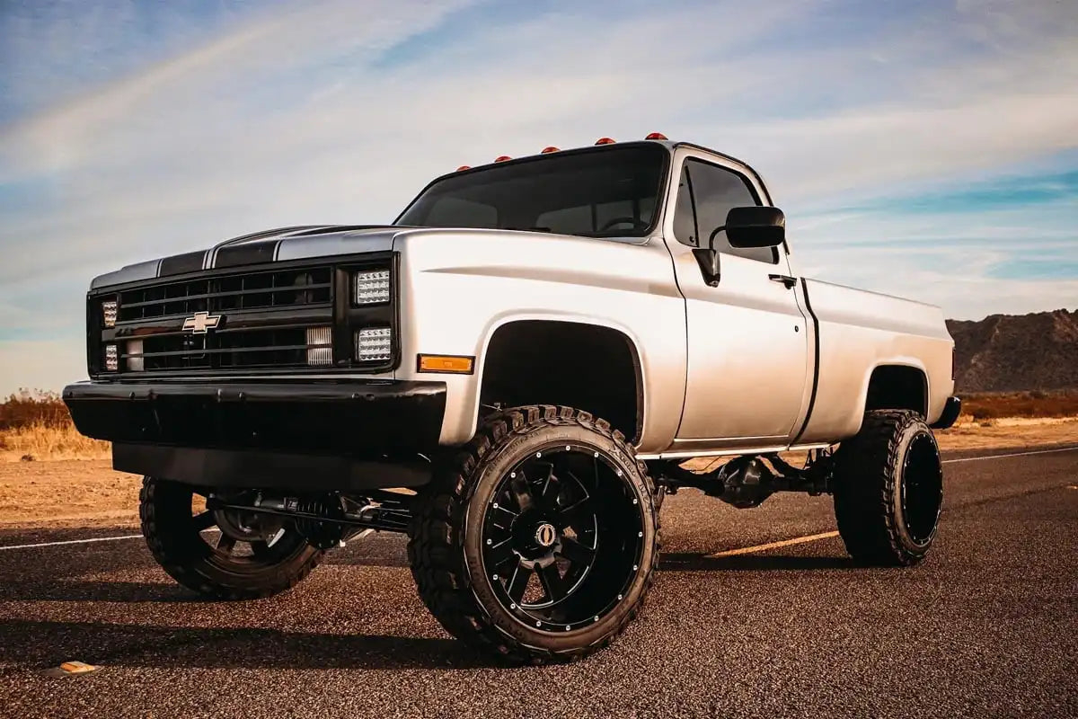 6 INCH LIFT KIT CHEVY/GMC HALF-TON SUBURBAN 4WD (1977-1991)